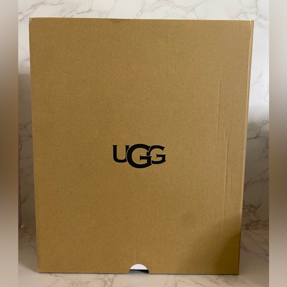 UGG Women's Brooklyn Chelsea boot - Picture 5 of 6